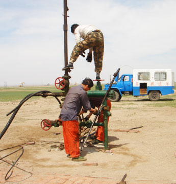 Application of polyhydrogen acid in